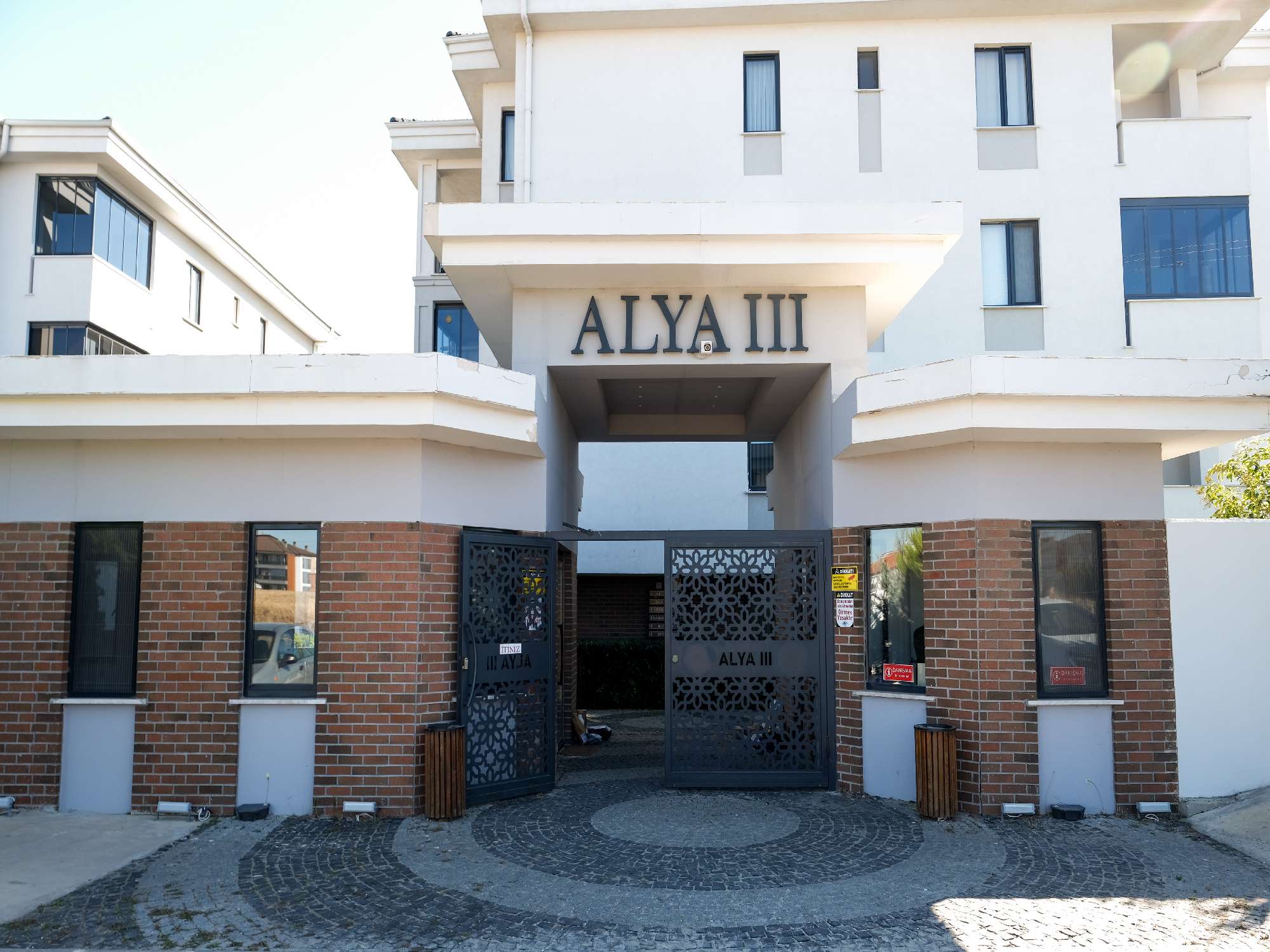 Gallery image