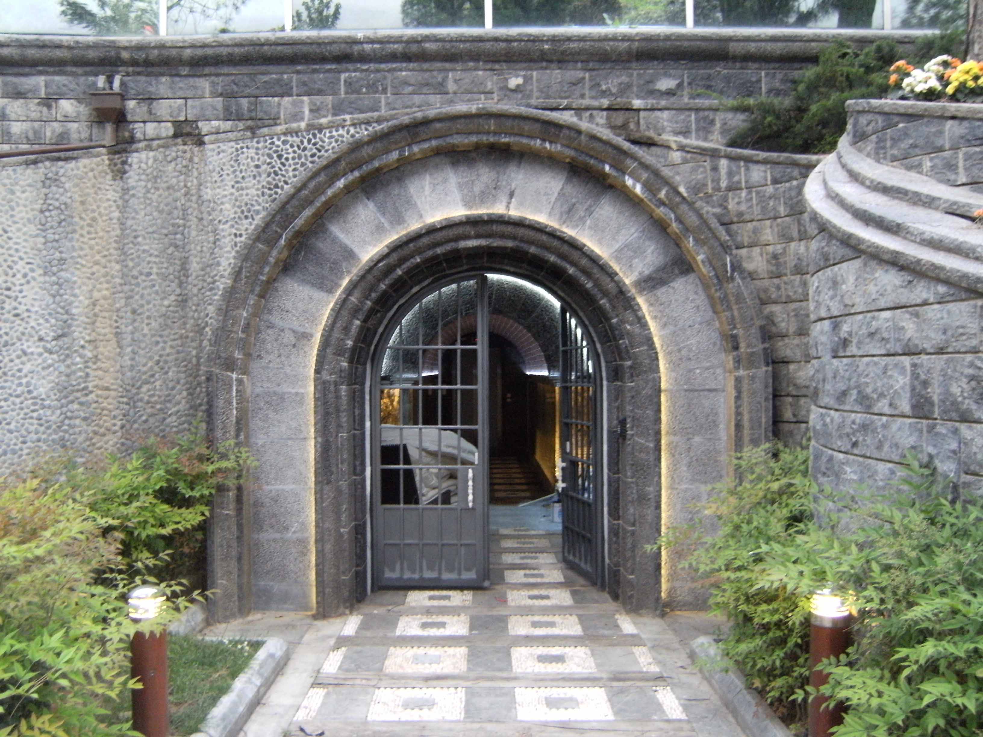 Gallery image